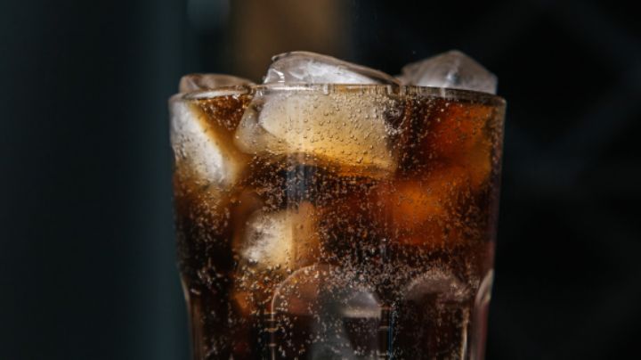 Acuerdan refresqueros y gobierno reducir azúcar en bebidas