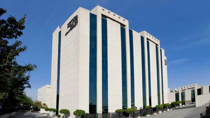 Anuncian cierre del Hospital San José de Monterrey