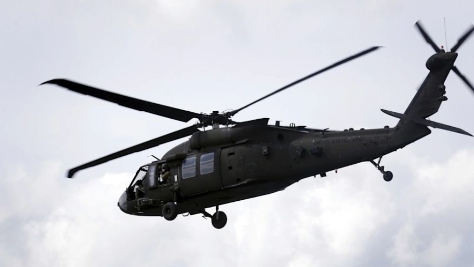 Helicópteros de EU realizan vuelos de entrenamiento cerca de Venezuela.