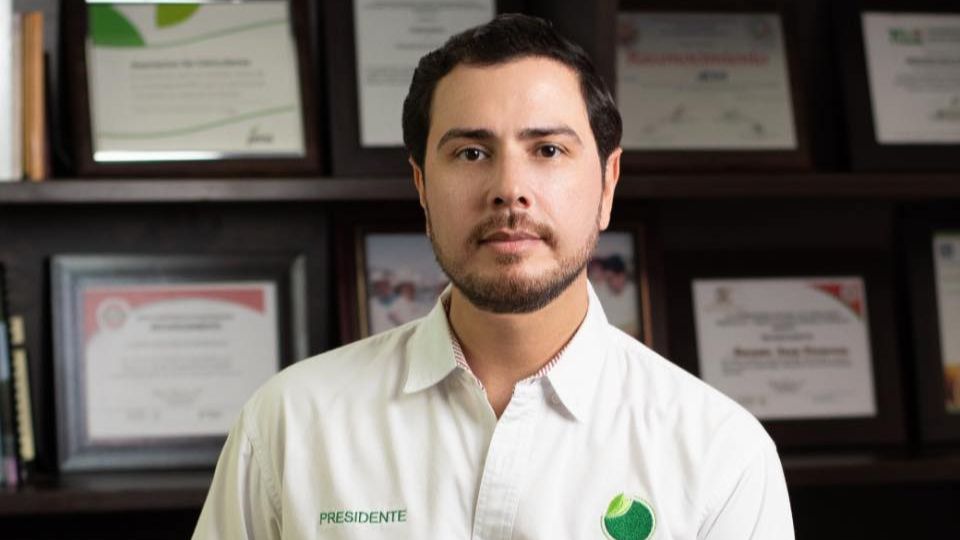 Bernardo Bravo, líder productor de limones en Apatzingán | Facebook  Bernardo Bravo