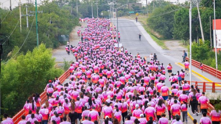 Realizan evento atlético por la lucha contra el cáncer de mama en Salinas Victoria