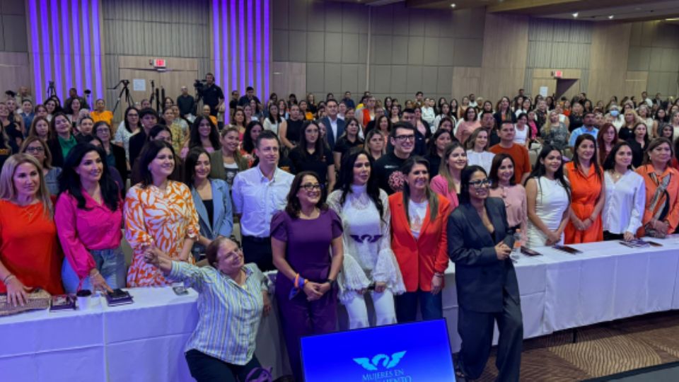 Evento “La mujer de hoy: entre el empoderamiento y los desafíos de la violencia política en razón de género”.