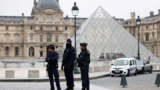 El museo del Louvre reabre sus puertas tras una semana de huelga