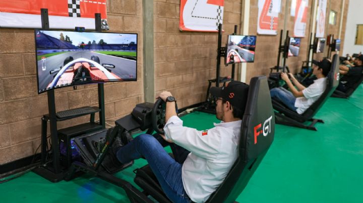 Realizan en Santiago primer torneo de automovilismo virtual en Latinoamérica