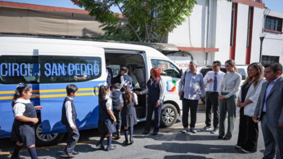 Transporte escolar en San Pedro.