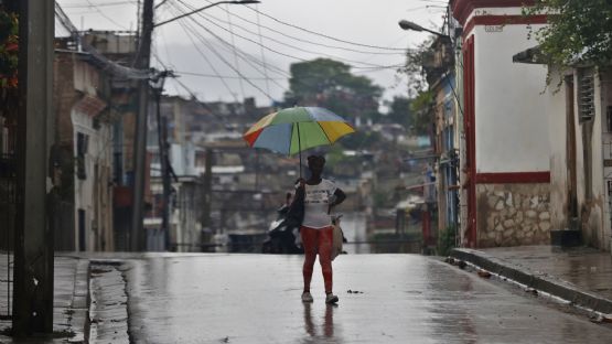 Cuba se prepara para el paso del devastador huracán Melissa en medio de crisis