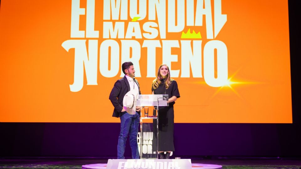 El gobernador de Nuevo León Samuel García y su esposa Mariana Rodríguez.