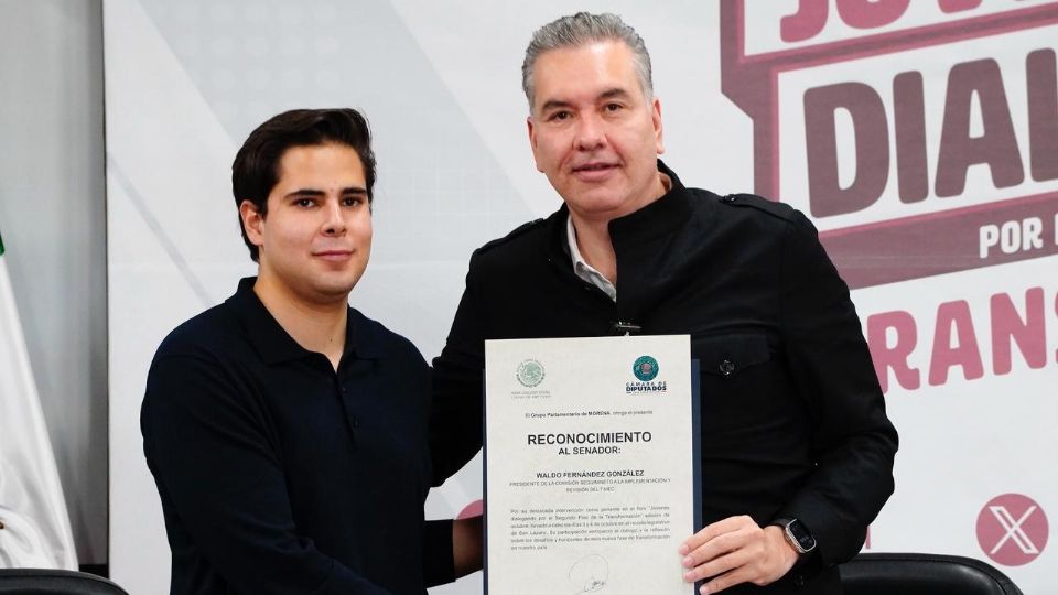 Impulsa Waldo Fernández participación juvenil en seminario de Morena.