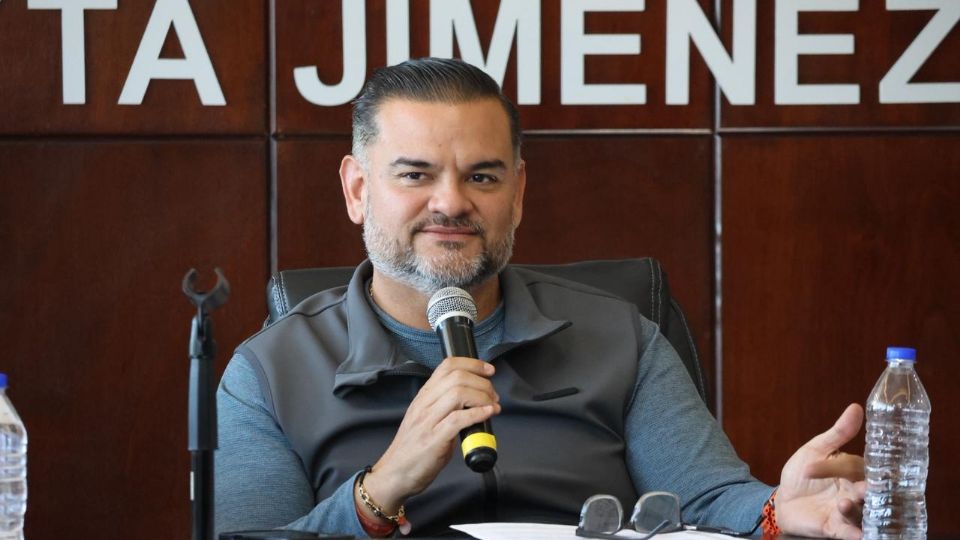 El alcalde de Cadereyta  Carlos Rodríguez “El Cuate' dio a conocer los programas de ayuda alimentaria.