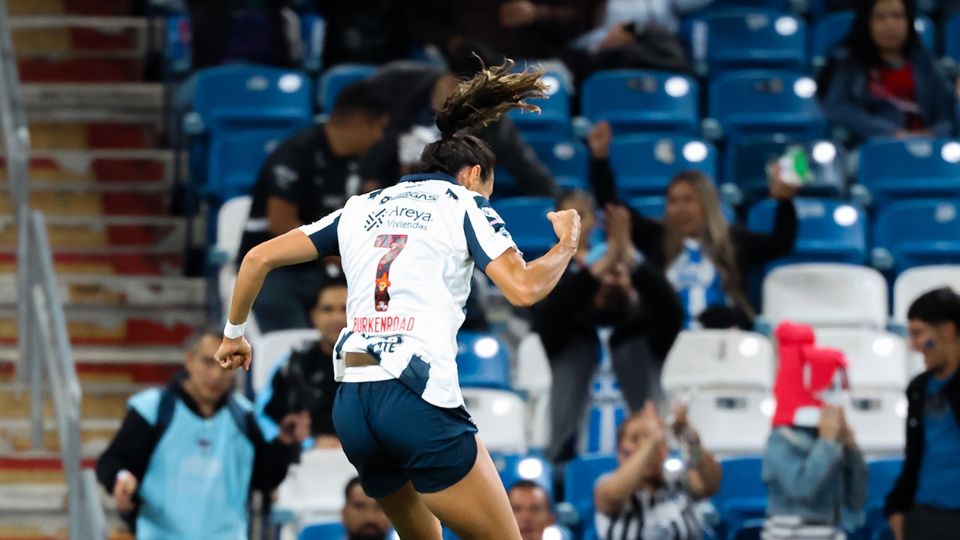 La delantera albiazul firmó un doblete en el cierre del torneo ante Atlas Femenil.