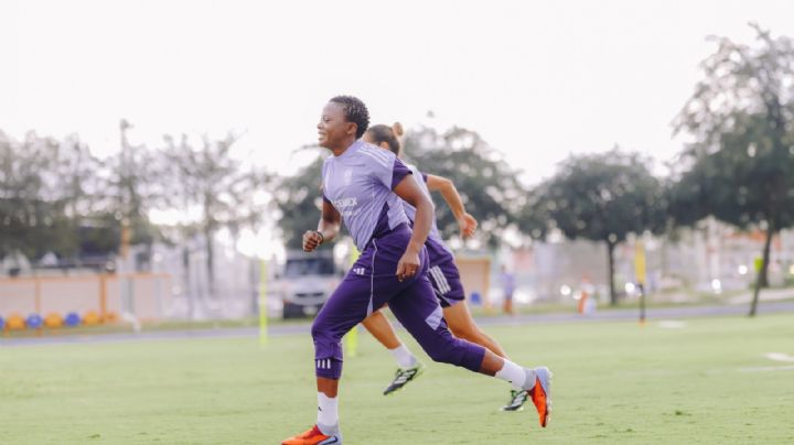 Thembi Kgatlana recibe el alta médica y regresa con Tigres Femenil para enfrentar a Puebla