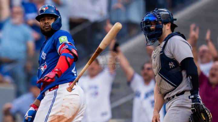Blue Jays vencen 13-7 a Yankees y se colocan a un juego de la Serie de Campeonato