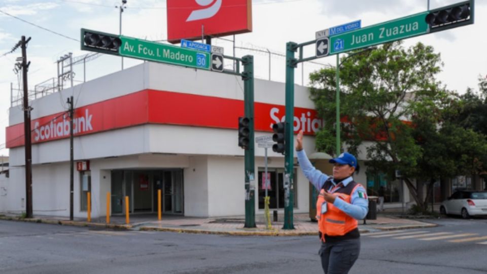Semáforos en Monterrey.