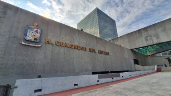 Diputados rechazan aumento predial en industrias y nuevos fraccionamientos de Santa Catarina