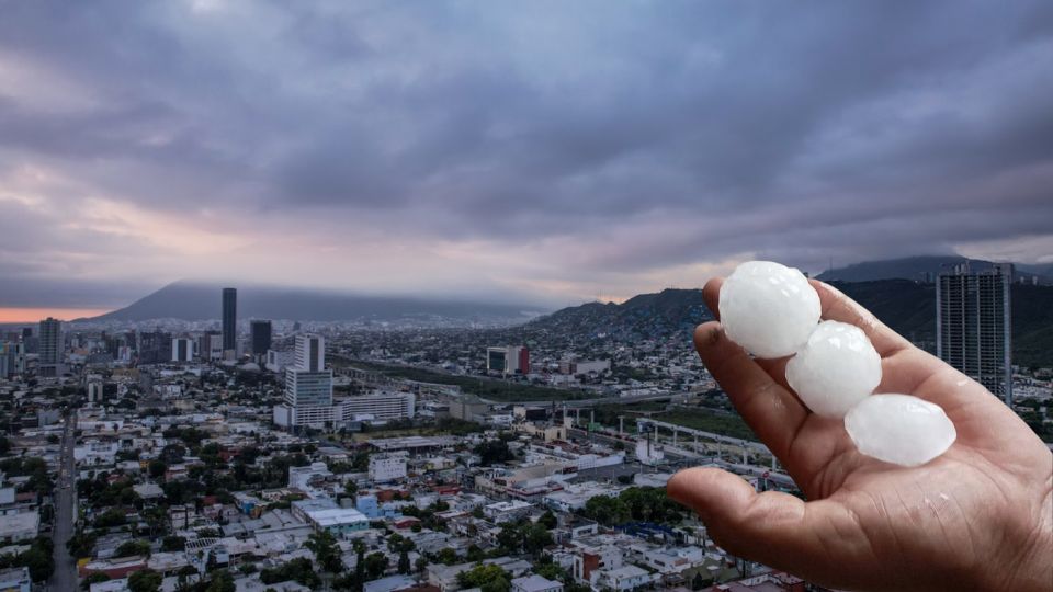 Ciudad de Monterrey con clima nublado