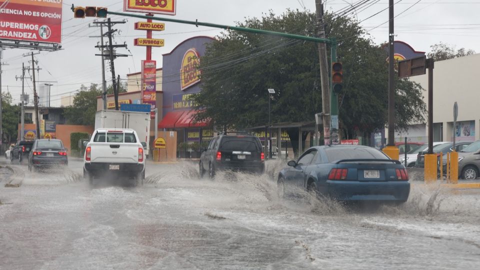 Vialidades afectadas por la lluvia en Monterrey