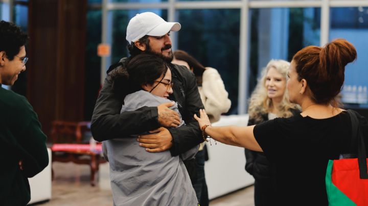 Regresan a México los 6 activistas retenidos por Israel