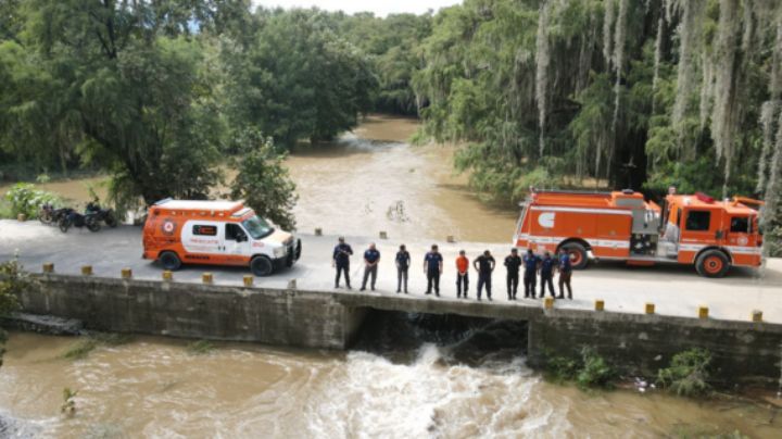 Alertan por aumento en el nivel del río San Juan en Cadereyta, tras desfogue en La Boca