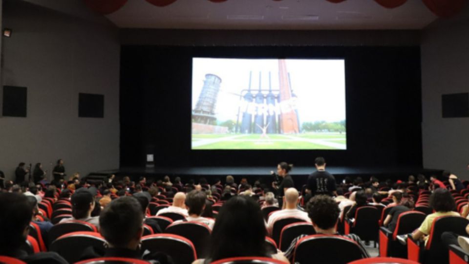 Proyección de película.