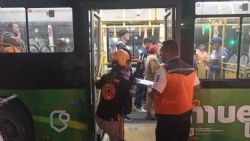 Choque entre unidades del transporte público deja cuatro lesionados en Guadalupe