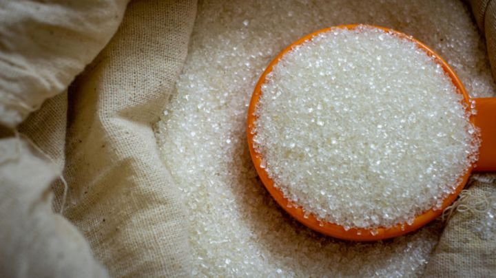 México impone aranceles de hasta 210% a importaciones de azúcar