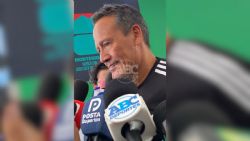 No estoy de acuerdo con naturalizados, pero si da resultados, adelante: ‘Matador’ sobre Fidalgo