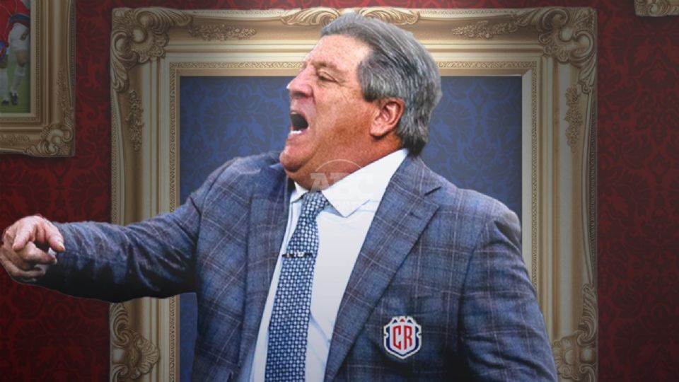 El conjunto tico, bajo la dirección del mexicano, disputa partido clave en el grupo C.