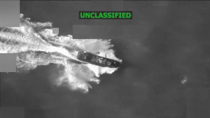 Inicia operación 'Lanza del Sur': EU ataca barco y deja cuatro muertos