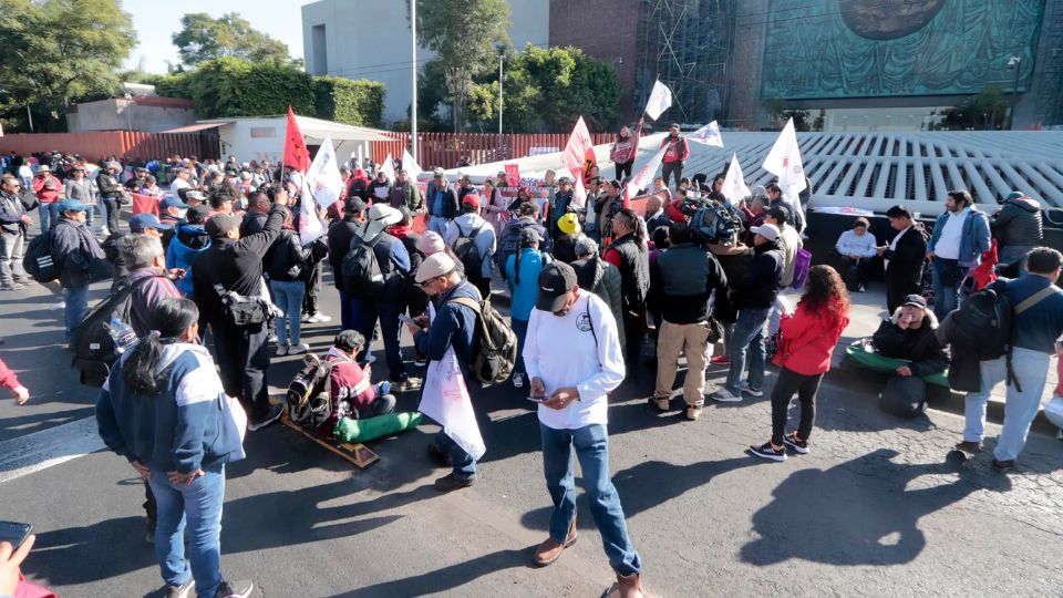 Maestros de la CNTE amenazan con boicotear el Mundial 2026 si no hay acuerdo laboral.