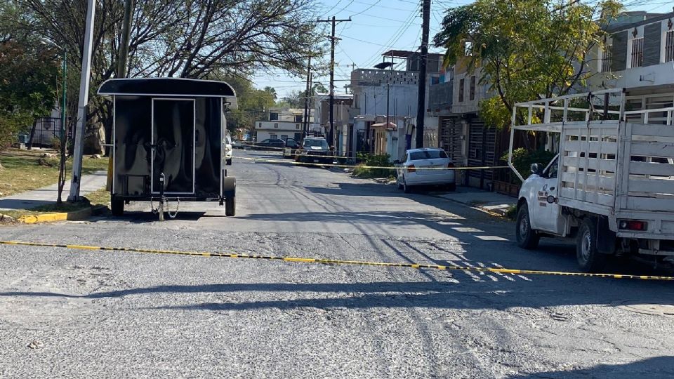 Zona acordonada donde habría ocurrido el homicidio de tres personas.
