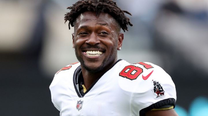 Antonio Brown, ex NFL enfrenta hasta 30 años de cárcel por intento de asesinato con arma de fuego