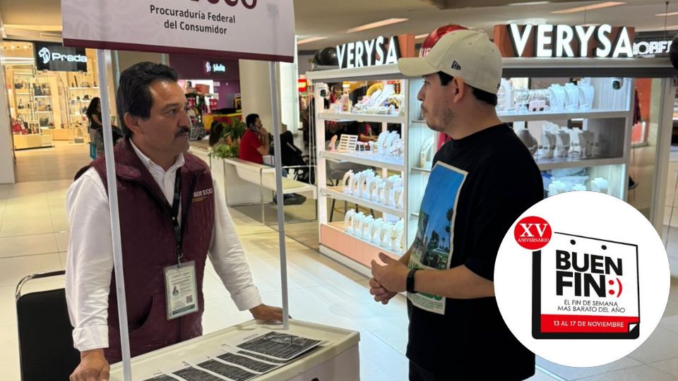 Cliente afectado se acerca con personal de la Profeco durante Buen Fin | Profeco