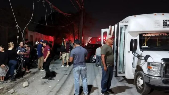 Choca camión con niños beisbolistas de Cadereyta en el Libramiento Noroeste