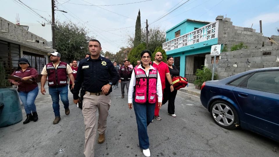 Llevan atención médica hasta los hogares en Santa Catarina.