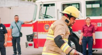 Santa Catarina crea programa de convivencia con su equipo de bomberos