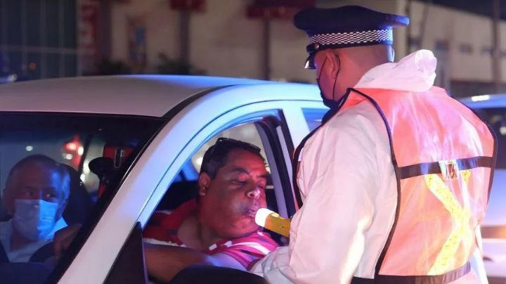 Refuerzan municipios operativos antialcohol por temporada decembrina en NL