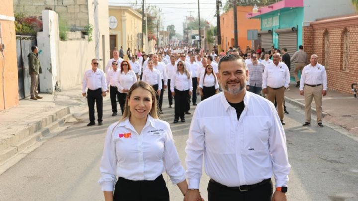 Cadereyta celebra con colorido desfile el 115° aniversario de la Revolución Mexicana