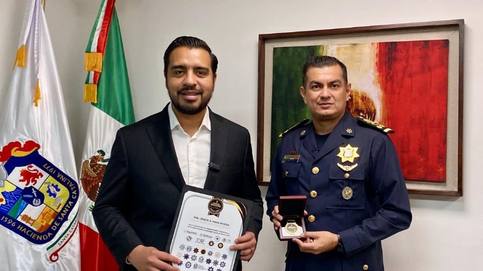 Mejora percepción de seguridad en Santa Catarina; Alcalde recibe distinción.