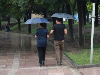 ¡Alista tu paraguas! Pronostican lluvia para Nuevo León