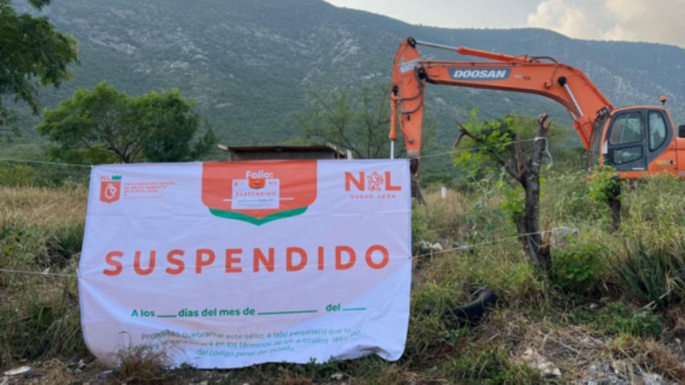 Suspensión a obra en el Cerro del Topo Chico.