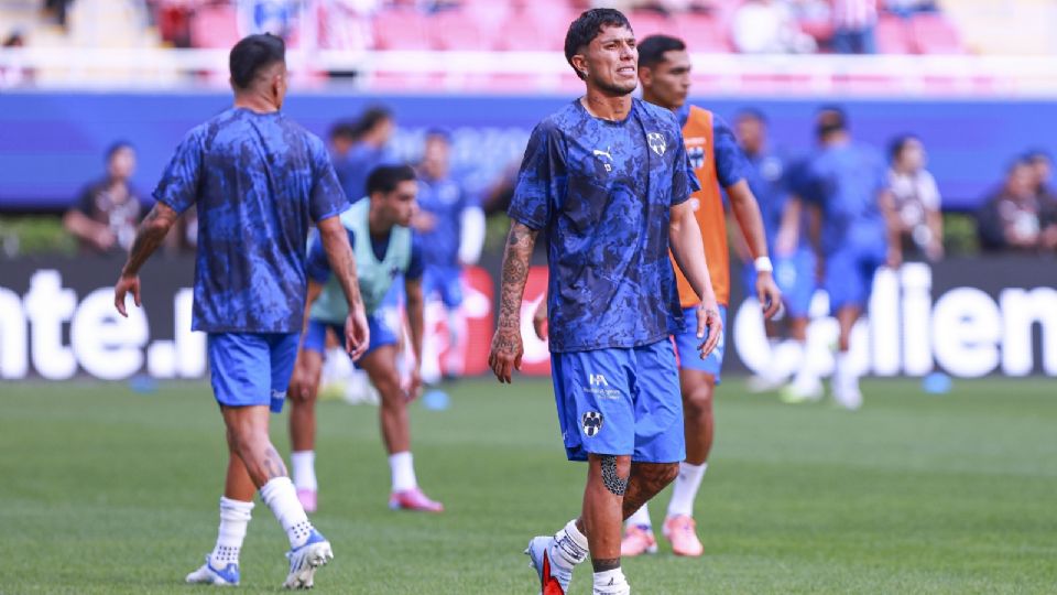 Carlos Salcedo se pierde la Ida ante América