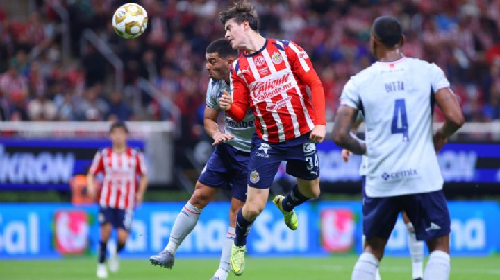 Chivas y Cruz Azul empatan 0-0 en la ida de Cuartos de Final