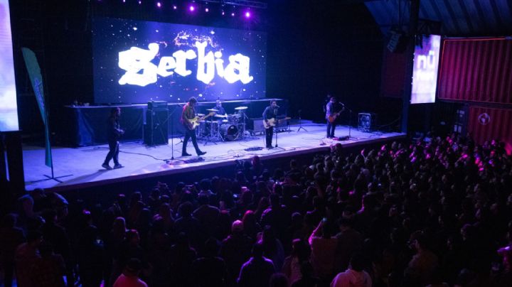 Festival Nü reúne a cientos de regios gratis en noche de corridos tumbados, rock y reggaetón