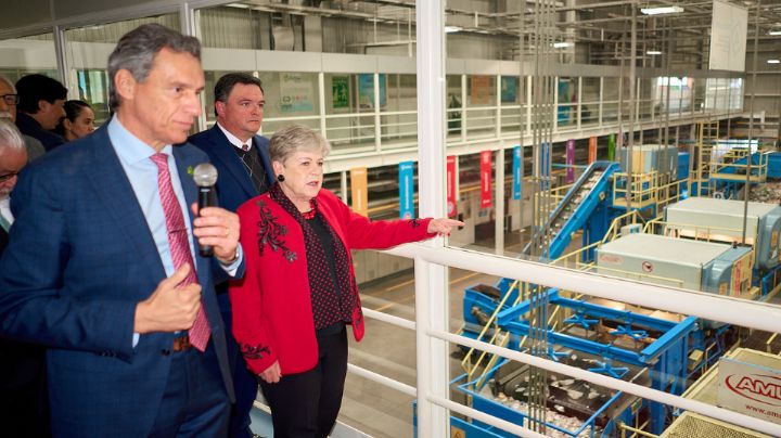 Arca Continental y Coca-Cola México inauguran la planta de reciclaje de PET más grande del mundo