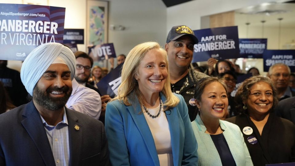 La candidata Abigail Spanberger se perfila como gobernadora del estado de Virginia.