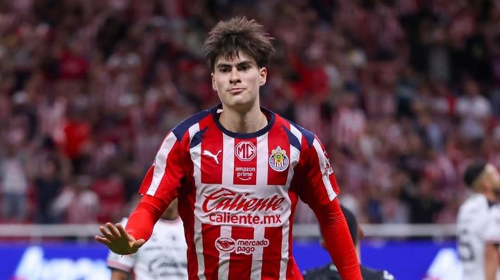 Chivas: ‘Hormiga’ González va por título de goleo; sería el octavo mexicano que lo gana en el siglo