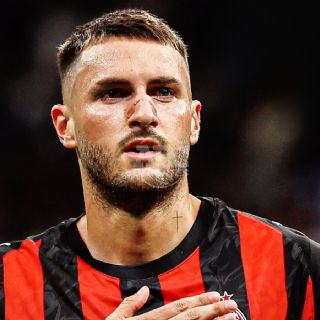 Santiago Giménez será operado del tobillo en Italia y Milan buscaría otro delantero