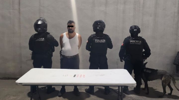 Detienen a hombre con droga en centro de Monterrey