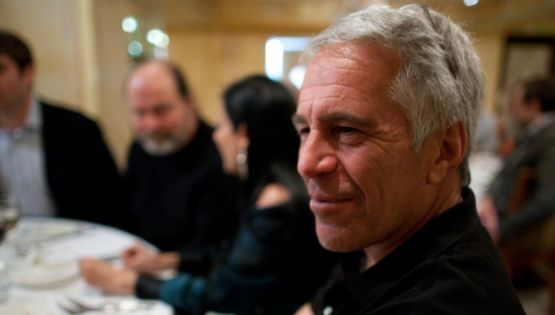 Juez ordena revelar contenido censurado de los archivos Epstein
