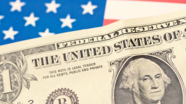 ¿Se apagó la racha del Superpeso? El dólar roza los 18 pesos HOY 18 de diciembre